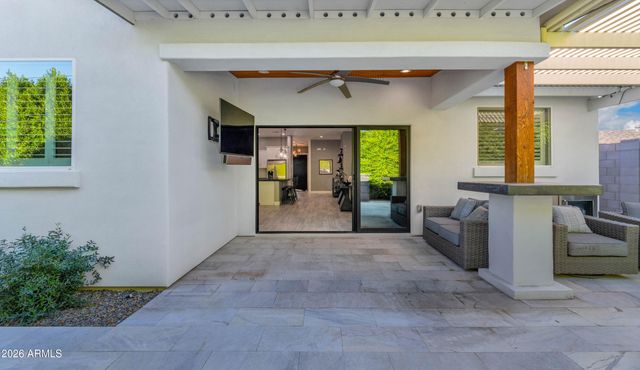 6720 E 3rd Street, Scottsdale, AZ 85251