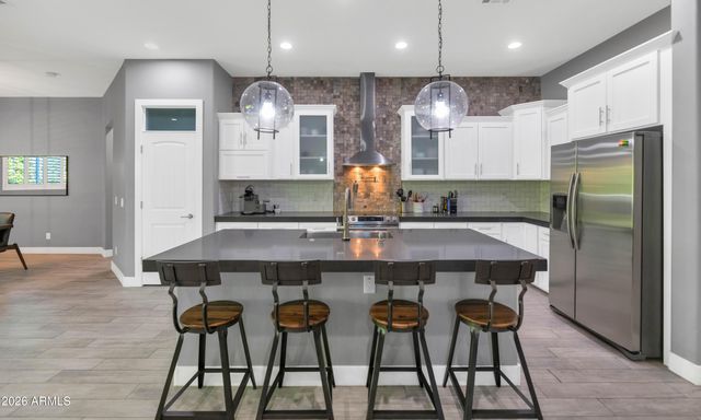 6720 E 3rd Street, Scottsdale, AZ 85251