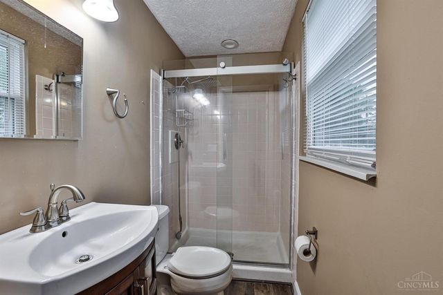 5880 Buckwheat Road, Milford, OH 45150