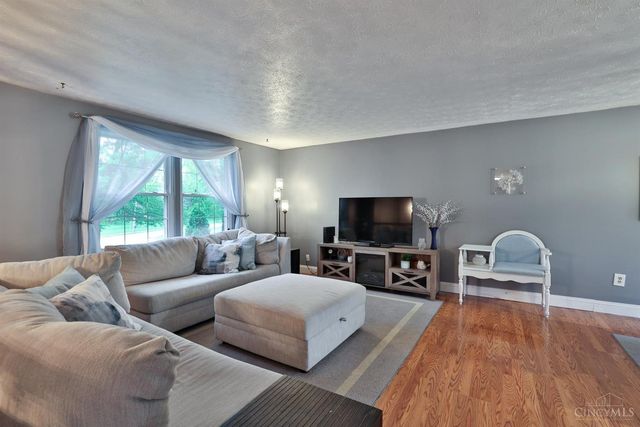 5880 Buckwheat Road, Milford, OH 45150