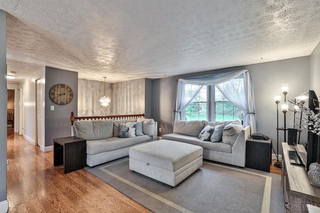 5880 Buckwheat Road, Milford, OH 45150