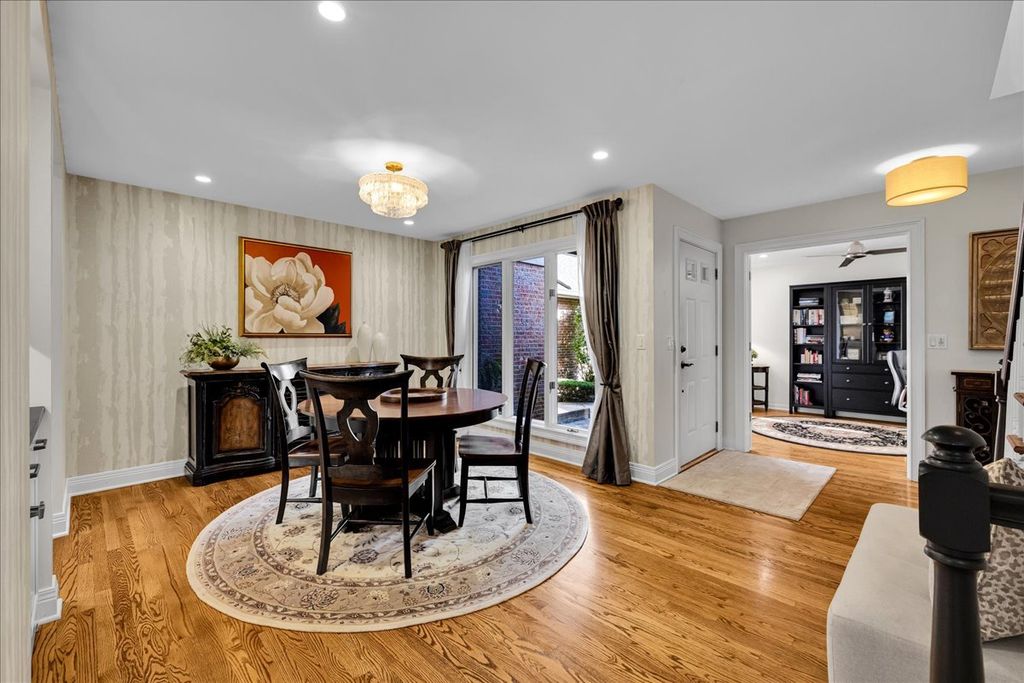 885 Saddlewood Drive, Glen Ellyn, IL 60137 — photo 5