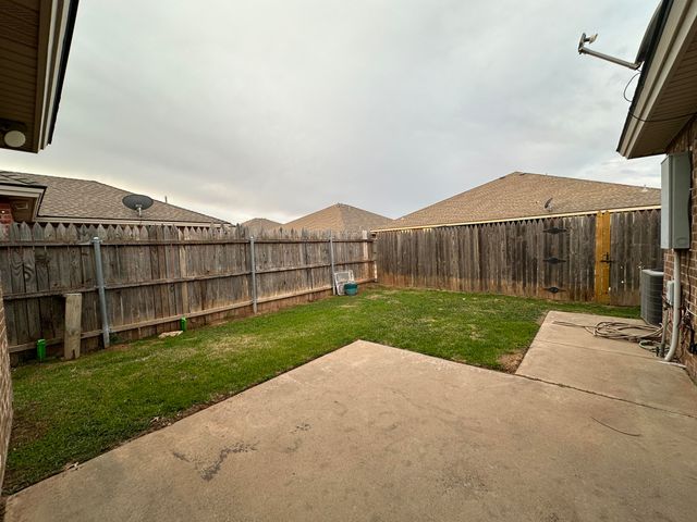 615 N Elkhart Avenue, Lubbock, TX 79416