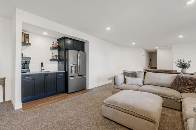7207 RUDCHESTER CT, Columbia, MO 65203