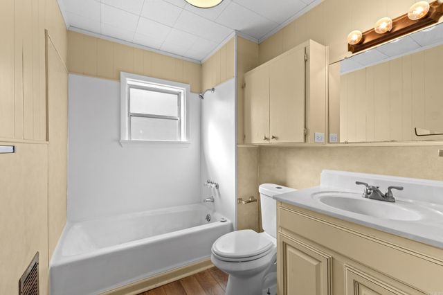 303 Ash Street, Conway, AR 72034