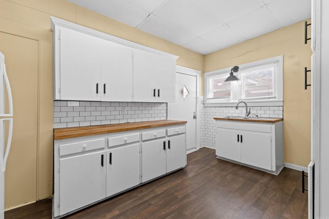 303 Ash Street, Conway, AR 72034