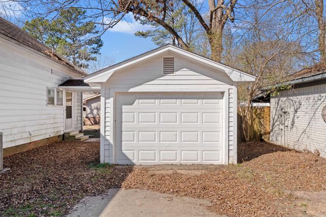 303 Ash Street, Conway, AR 72034