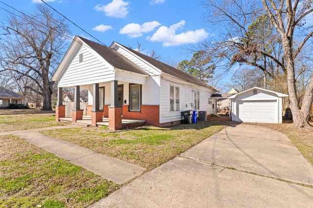 303 Ash Street, Conway, AR 72034