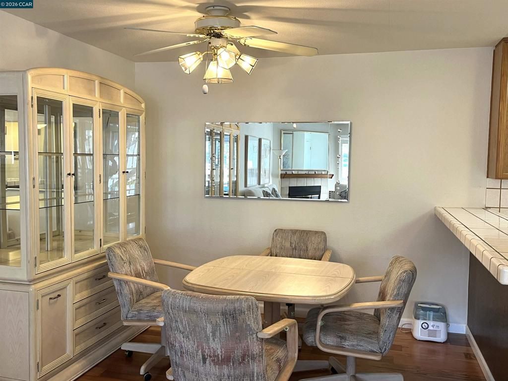 Image 5 of property listing at 216 Glenwood, Hercules, CA 94547