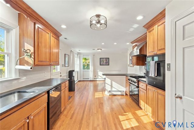 4505 Crown Hill Rd, Mechanicsville, VA 23111