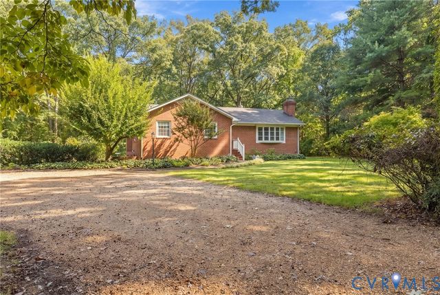 4505 Crown Hill Rd, Mechanicsville, VA 23111