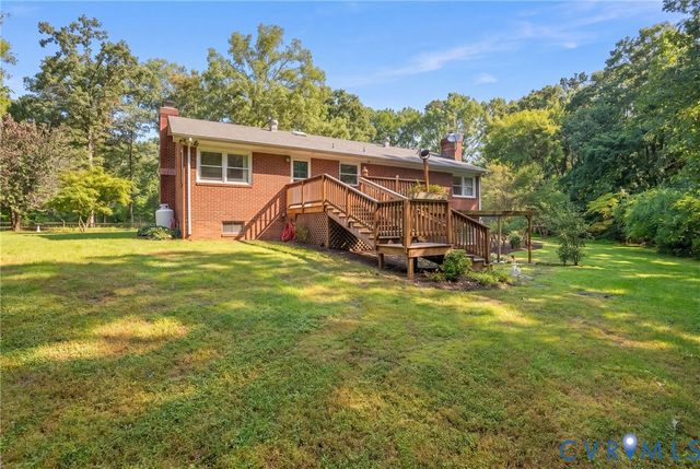 4505 Crown Hill Rd, Mechanicsville, VA 23111