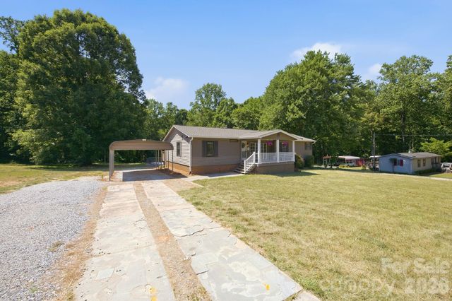 4377 Catawba Burris Road, Denver, NC 28037
