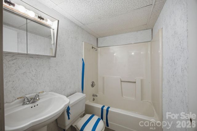 4377 Catawba Burris Road, Denver, NC 28037