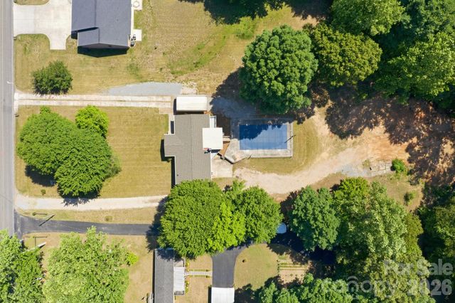 4377 Catawba Burris Road, Denver, NC 28037