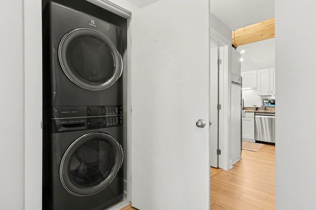 2161 New Town Drive NE, Grand Rapids, MI 49525