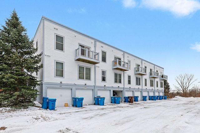 2161 New Town Drive NE, Grand Rapids, MI 49525