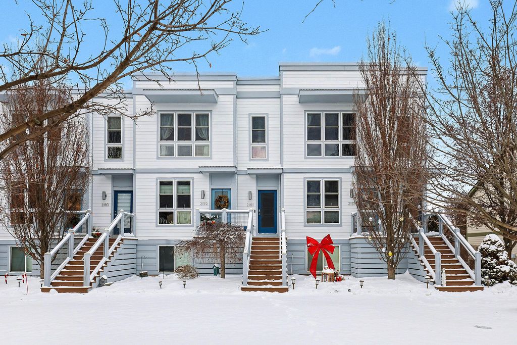 2161 New Town Drive NE, Grand Rapids, MI 49525