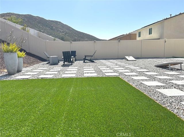 32259 Rambling Court, Winchester, CA 92596