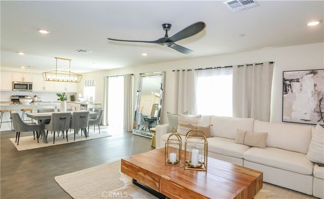 32259 Rambling Court, Winchester, CA 92596