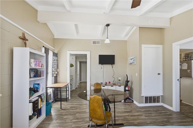 1321 Jenkins St, Rockport, TX 78382