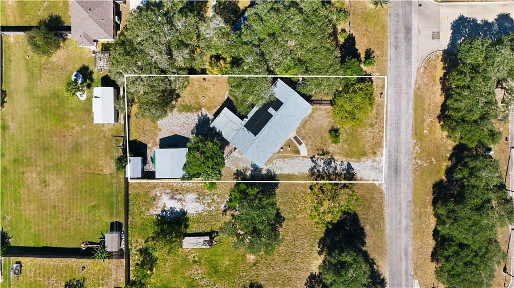 1321 Jenkins St, Rockport, TX 78382 — photo 3