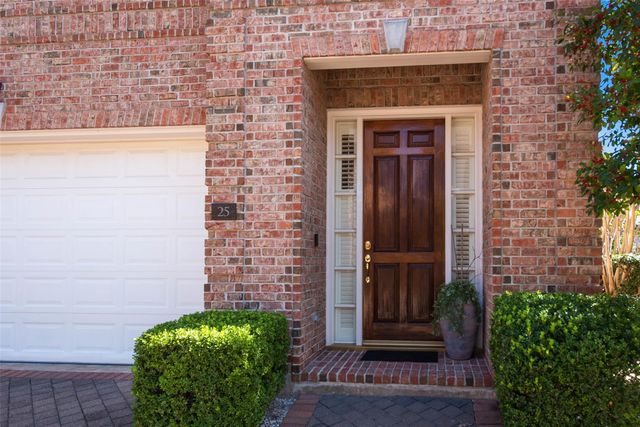 2211 Augusta Drive 25, Houston, TX 77057