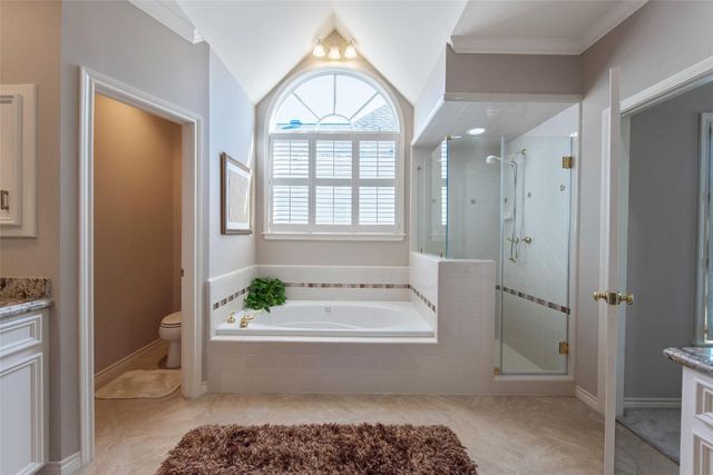 2211 Augusta Drive 25, Houston, TX 77057