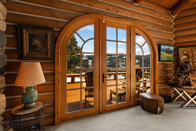 707 Crown Butte Road, Big Sky, MT 59716