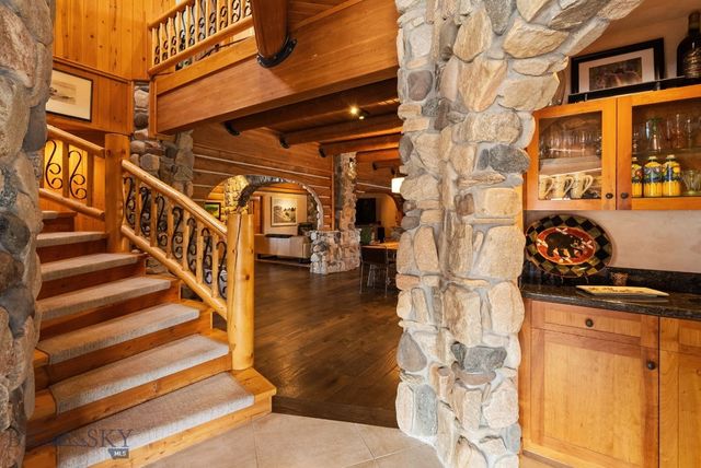 707 Crown Butte Road, Big Sky, MT 59716