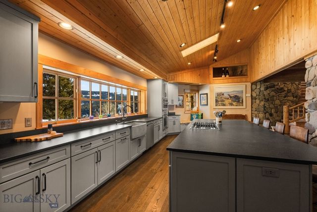 707 Crown Butte Road, Big Sky, MT 59716