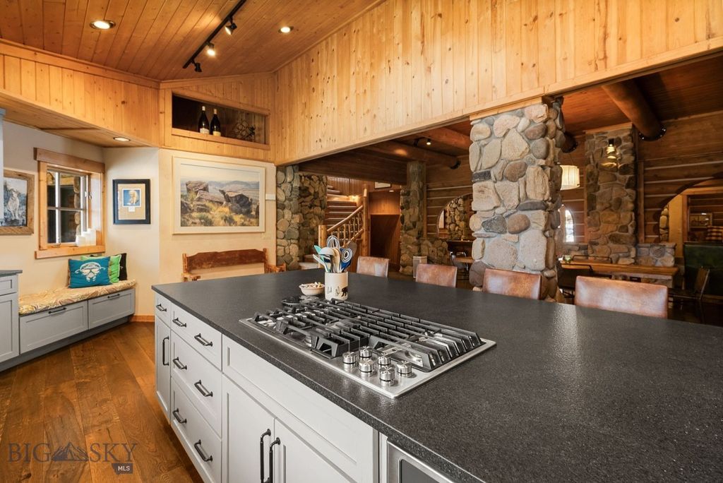 707 Crown Butte Road, Big Sky, MT 59716 photo 8