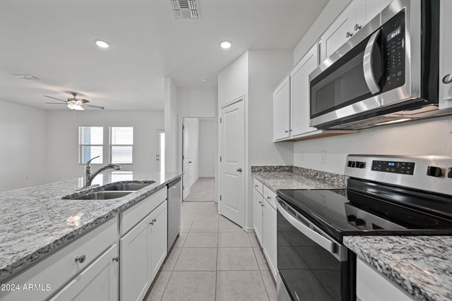 4114 E Reynolds Drive, San Tan Valley, AZ 85143