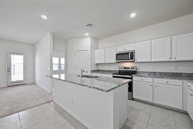4114 E Reynolds Drive, San Tan Valley, AZ 85143