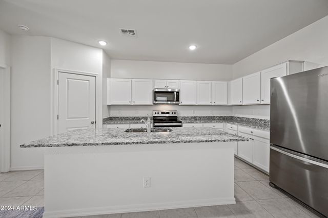 4114 E Reynolds Drive, San Tan Valley, AZ 85143