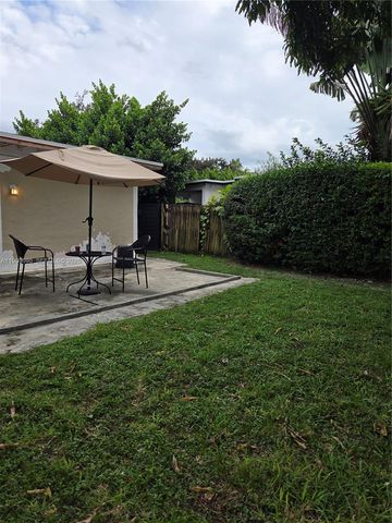 12220 NE Miami Pl 0, North Miami, FL 33161