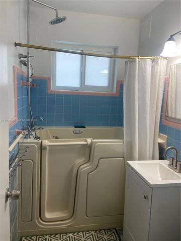 12220 NE Miami Pl 0, North Miami, FL 33161