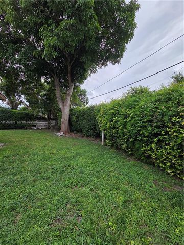 12220 NE Miami Pl 0, North Miami, FL 33161