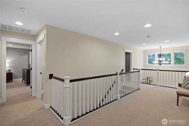 9150 Burlingame Court NE, Bainbridge Island, WA 98110