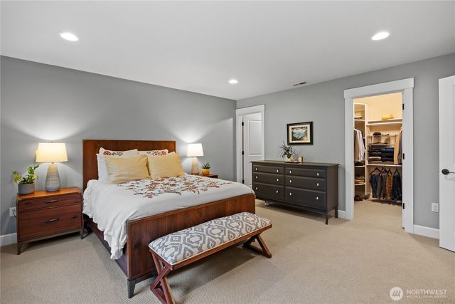 9150 Burlingame Court NE, Bainbridge Island, WA 98110