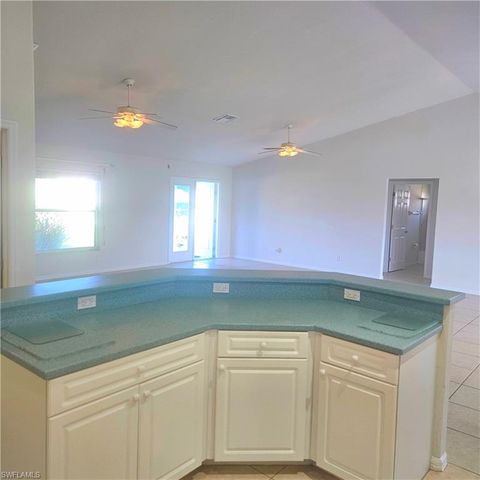 3315 SW 8th CT, Cape Coral, FL 33914