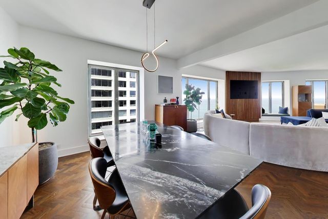 950 N Michigan Avenue 3103, Chicago, IL 60611
