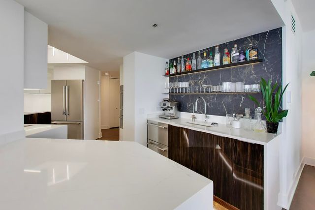 950 N Michigan Avenue 3103, Chicago, IL 60611