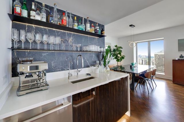 950 N Michigan Avenue 3103, Chicago, IL 60611