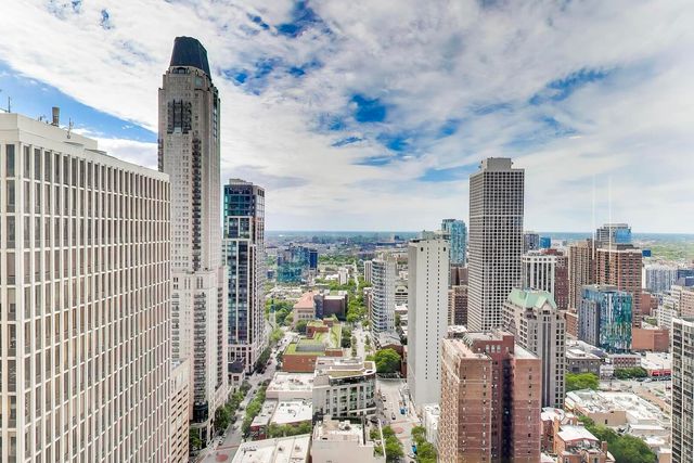 950 N Michigan Avenue 3103, Chicago, IL 60611