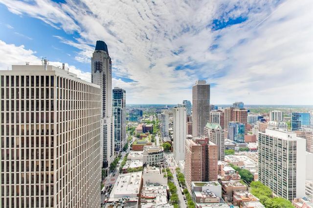 950 N Michigan Avenue 3103, Chicago, IL 60611