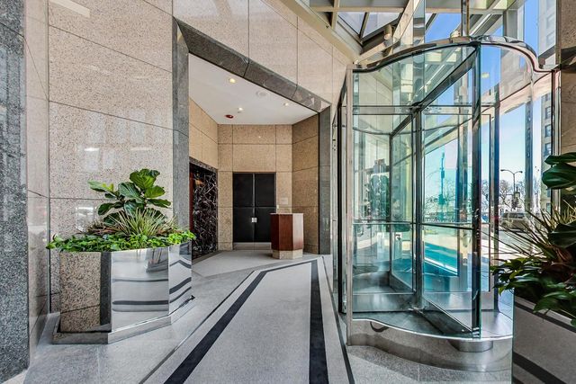 950 N Michigan Avenue 3103, Chicago, IL 60611