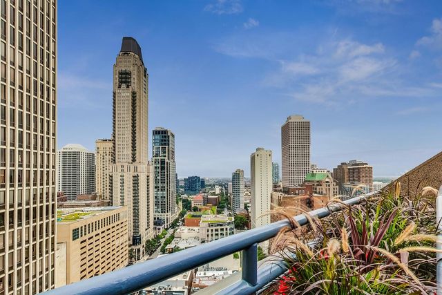 950 N Michigan Avenue 3103, Chicago, IL 60611