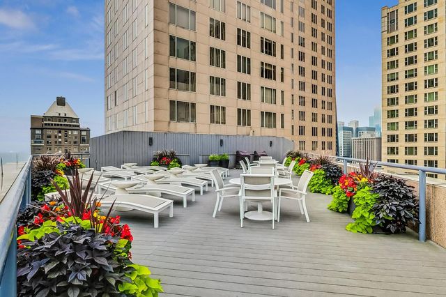 950 N Michigan Avenue 3103, Chicago, IL 60611