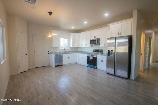 4327 S Desert Sunrise Trail, Tucson, AZ 85735